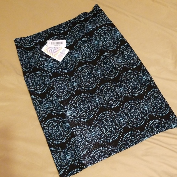 LuLaRoe Dresses & Skirts - Medium Cassie turquoise black skirt aztec